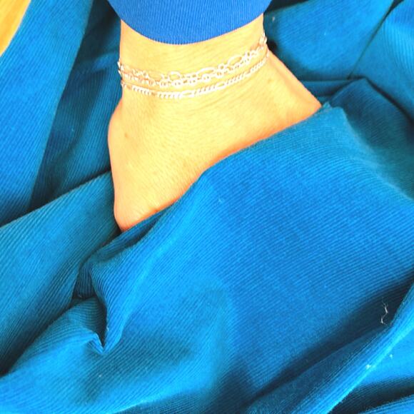 Vintage Laura Ashley women's Corduroy full Pleated Skirt - Picture 5 of 7